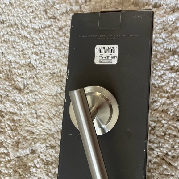 Restoration Hardware spritz 24” towel bar - Picture 1 of 6